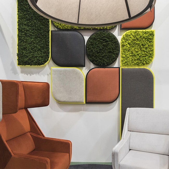 buzzispace-akoestisch-wandpaneel-buzzimood-round-moss-door-cory-grosser_2.jpg